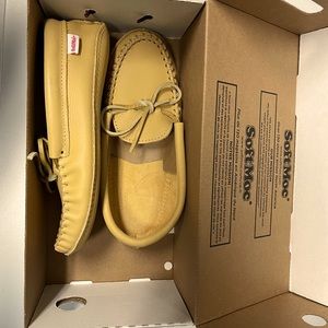 Women’s leather, Memory foam, Moccasin Slipper Loafer NWT